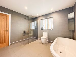 Photo 15- click for photo gallery